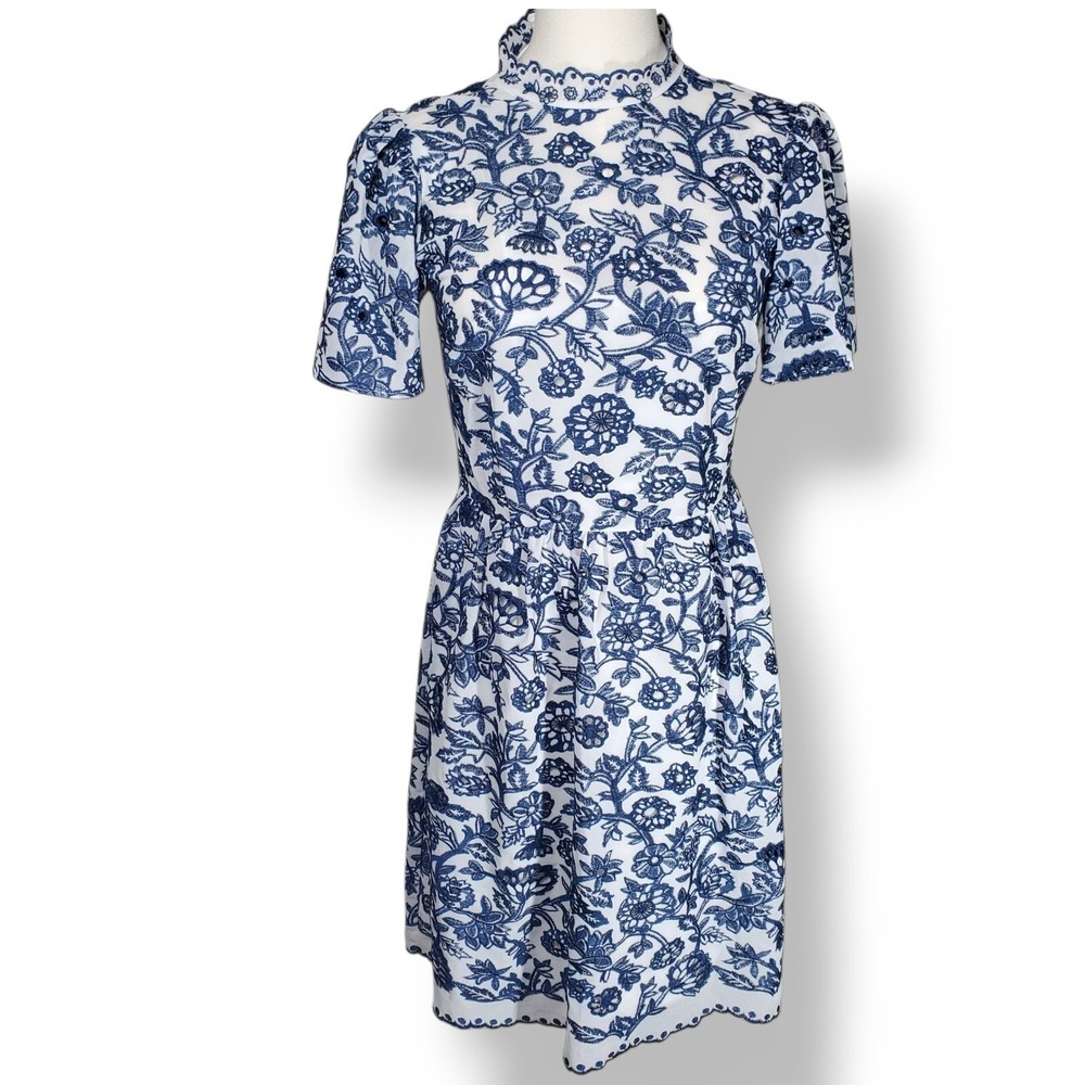 Michael Kors Floral Embroidered Eyelet Dress Womens Size 0 White Blue Preppy New